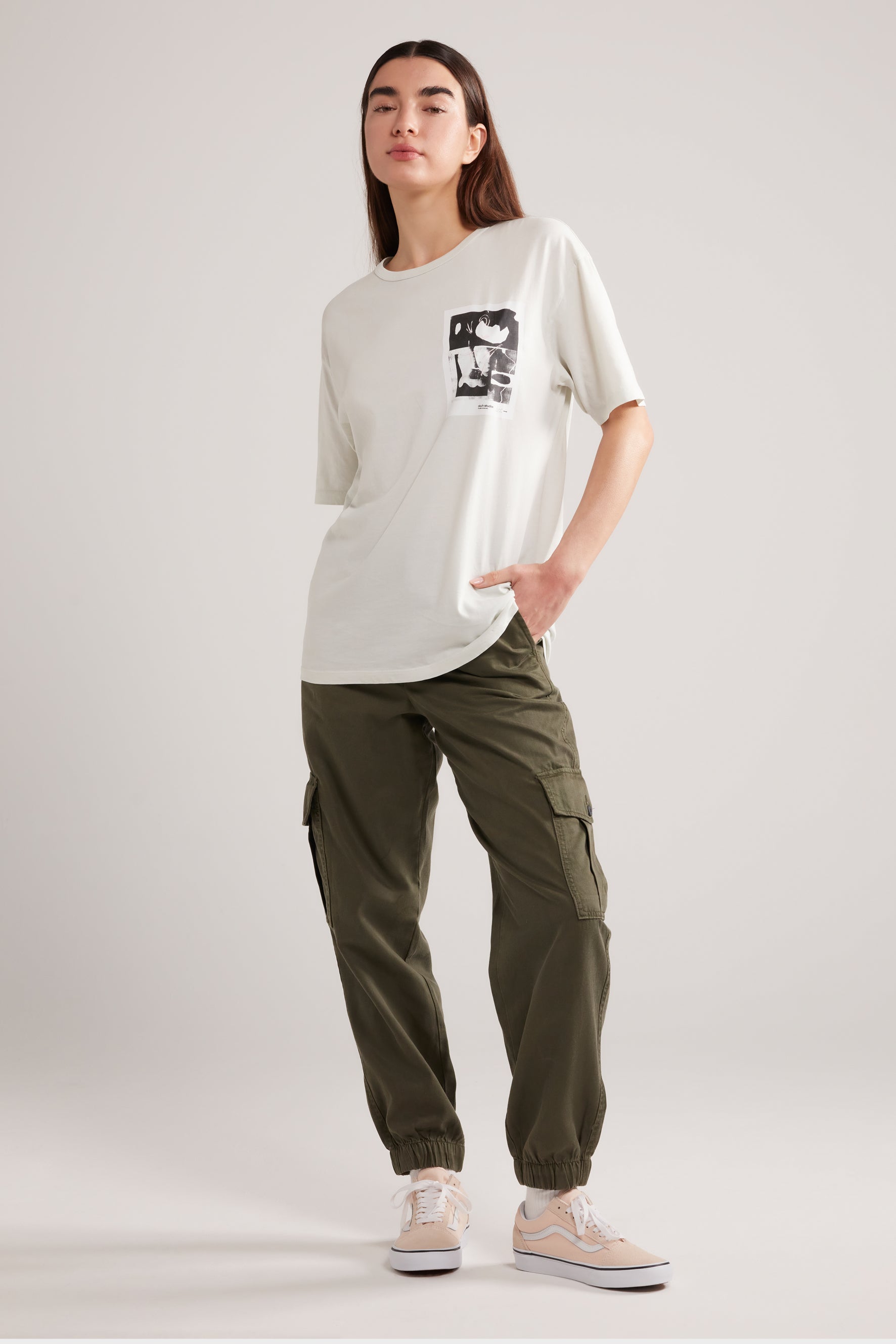 Atoka - Ivory T-Shirt